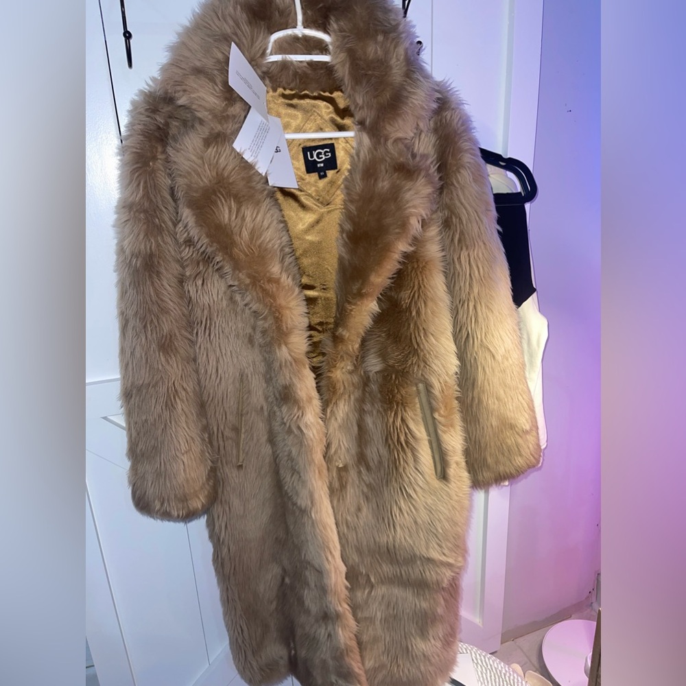 NWT UGG Women’s Genuine Toscana Shearling Esme Long Shearling Coat Size XS